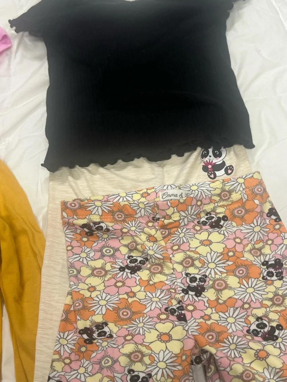Girl's size 6 clothing bundle - Picture 4 of 7